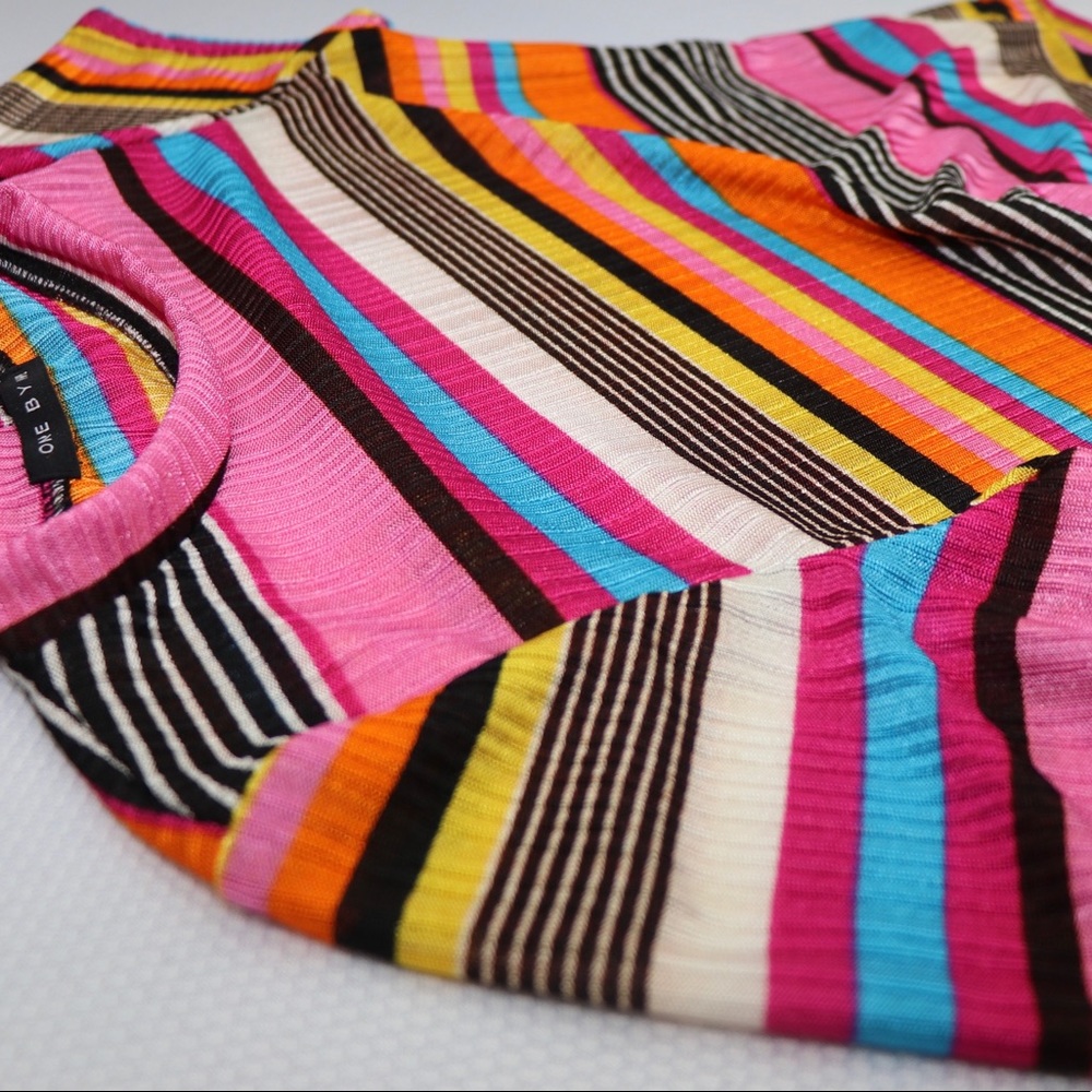 Fuchsia MultiColor Top - Picture 6 of 6